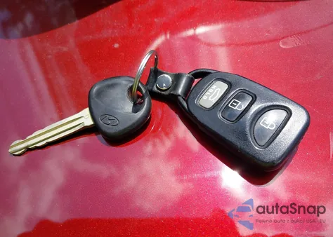 2009 Hyundai Elantra Gls из США, поврежденный, VIN KMHDU46D59U687856